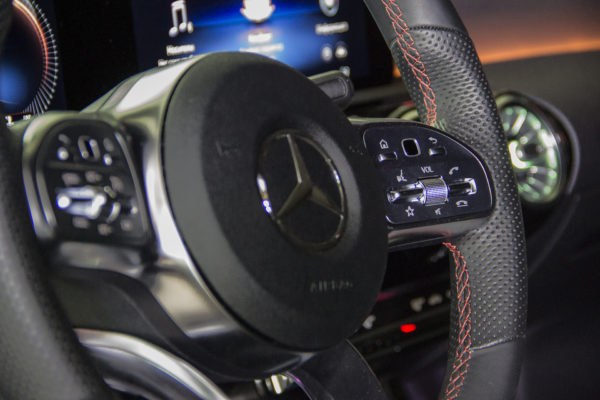 Салон Мерседеса CLS200.