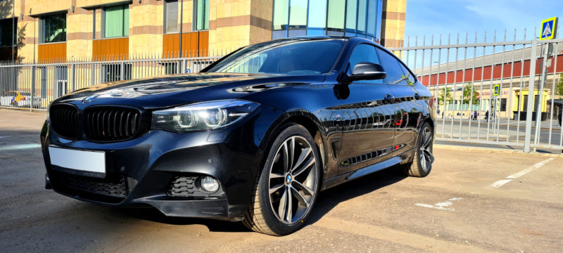 Аренда автомобиля БМВ 320D Gran Turismo в Москве.